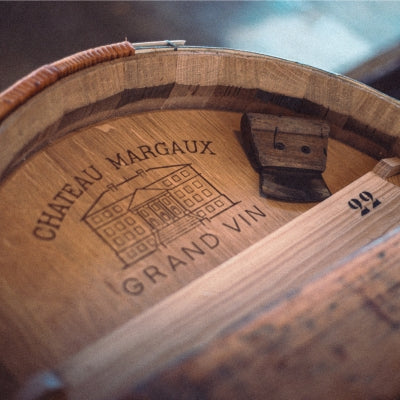 Oak and barrel maturation: types of wood