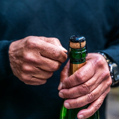 All about Champagne pressures