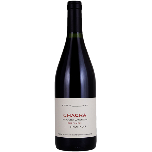 Chacra, Treinta y Dos Pinot Noir, Rio Negro, Patagonia, Argentina